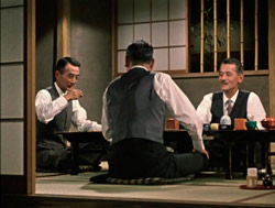 Fotograma de la película El sabor del sake