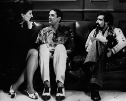 Liza Minelli, Robert De Niro y Martin Scorsese en NEw York, New York
