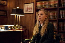 Portia Doubleday es Angela