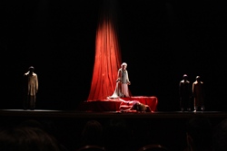 Montserrat Carulla sobre el escenario
