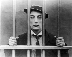 Buster_vs_Chaplin_01