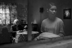 Fotograma de la película Ella