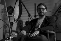 Olallo Rubio director de Gimme the power