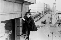 Harold_Lloyd_safety last