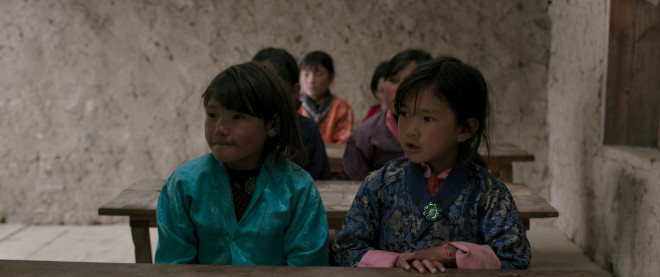 Lunana: A yak in the classroom plano
