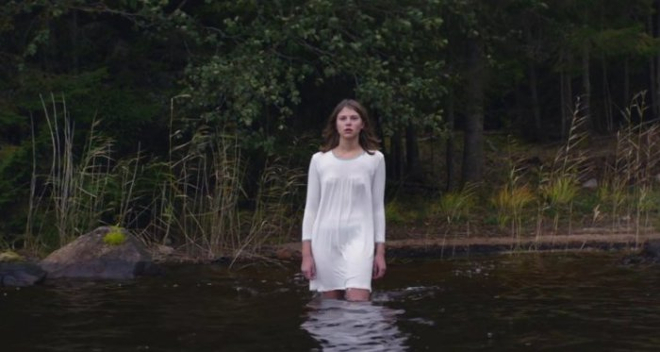 Thelma en el lago
