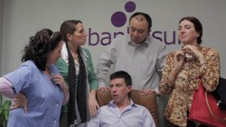 Fotograma de El mundo es nuestro
