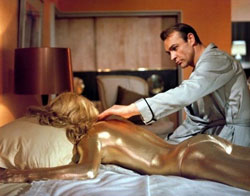 chica oro james bond goldfinger