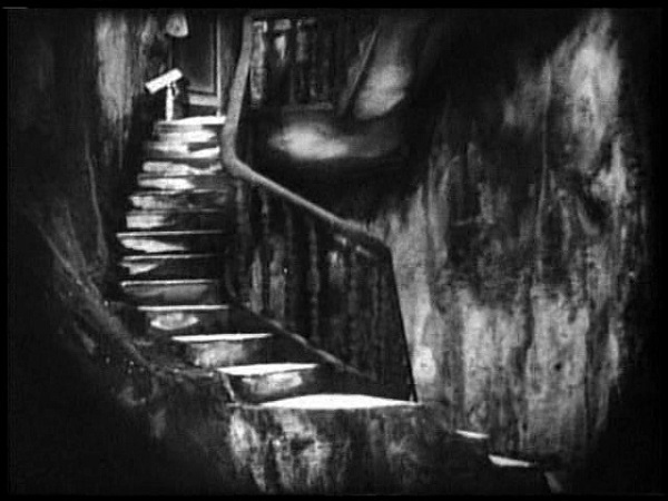 Escalera de servicio