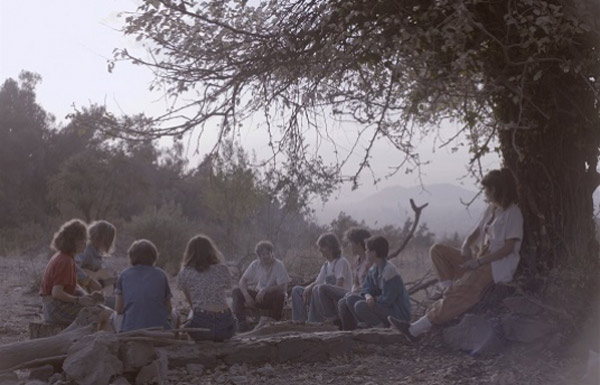 Tarde para morir joven, fotograma