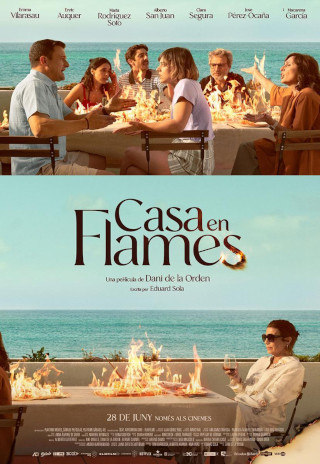 Casa en llamas afiche