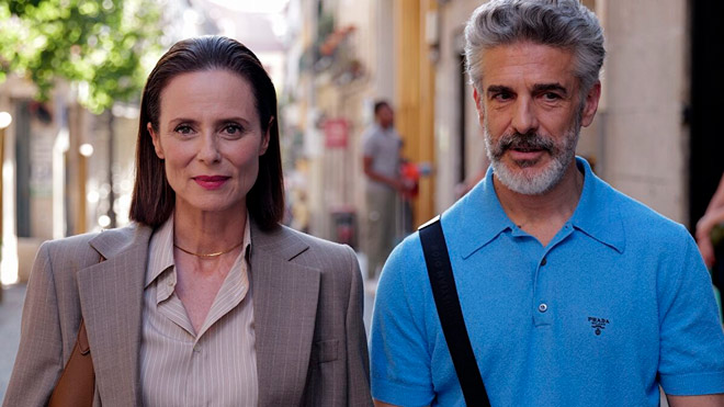 Aitana Sánchez Gijón y Leonardo Sbaraglia en Amarga Navidad