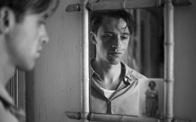 Fotograma de El extranjero, de François Ozon
