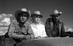 Montgomery Clift, Marilyn Monroe y Clark Gable