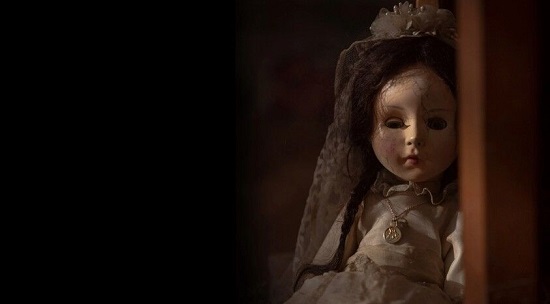 La muñeca de La niña de la comunión
