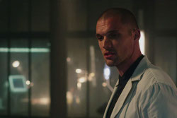 Ed Skrein, villano de Deadpool