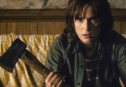 Winona Ryder es Joyce Byers