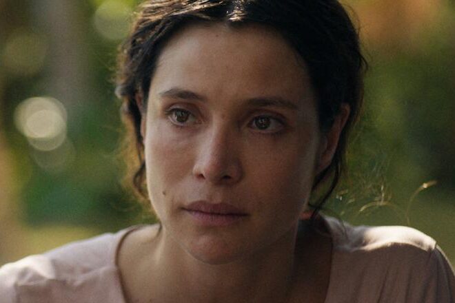 Ana buscará la forma de salir adelante.