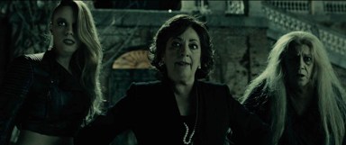 foto-carmen-maura-y-terele-pavez-en-las-brujas-de-zugarramurdi-515